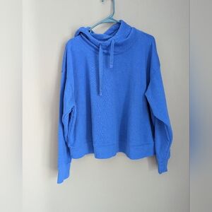 Xersion Women's blue hooded cropped sweatshirt size 1X 28x 32x23